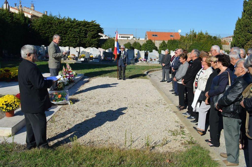 CEREMONIE DU 1 NOVEMBRE 2015 CIMETIERE DE MAZARGUES (19).JPG